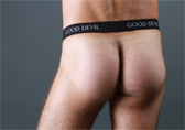 Good Devil Suspend Show Off Detail Photo Good Devil Suspend Show Off Detail 2