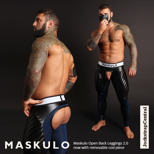 Maskulo Revamped Open Back Leggings